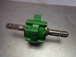 Getriebe Zapfwellengehäuse mit zwei Geschwindigkeiten John Deere R217854 - Bild 1 von 12
