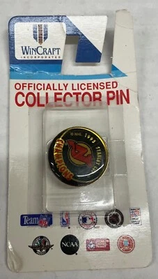 1995 Champions Stanley Cup New Jersey Devils Lapel Hat Pin Mint In Package - Image 1 of 3