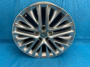 Lexus ES350 18" Alloy Wheel w/Center Cap & TPMS 18x7-1/2" SCRATCHED 2015 OEM - Picture 1 of 12