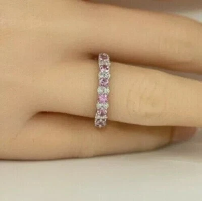 Anillo de boda de zafiro blanco y rosa de 1,50 quilates enchapado en oro blanco de 14 quilates creado en laboratorio Foto 1 de 3