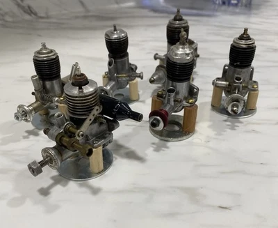 Lote de 6 motores de avión RC .049 y .074 OK, Fox, Enya Foto 1 de 4