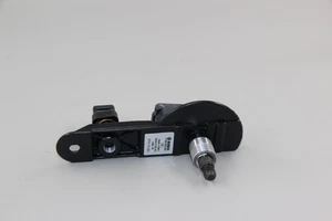 Original BMW E46 Wiper Shaft Bearing 61628220831 3 Series - Picture 1 of 5