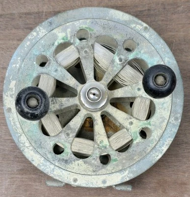 Carrete de arrastre/mosca de agua salada Pflueger Sal-Trout 1558 de colección 5,5" Foto 1 de 4