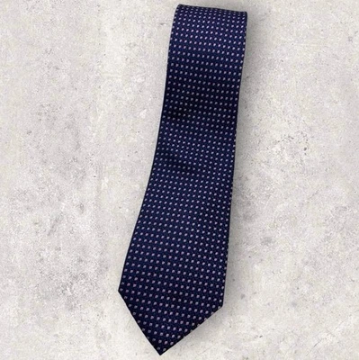 Corbata de seda Charles Tyrwhitt INGLATERRA azul marino rosa geométrica con:3,4" usada en excelente estado Foto 1 de 4
