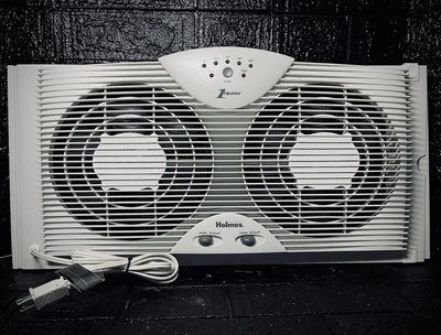 Ventilador Holmes 2018 (2) velocidades doble hoja de 8,5" doble ventana con termostato táctil Foto 1 de 3