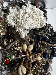 2 Pfund defektes Schmuckset zum Basteln Mehrzweck Schmuck Design oder Reparatur - Bild 1 von 15