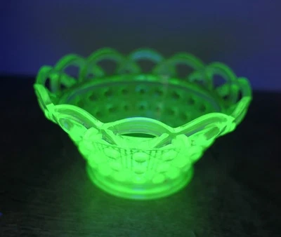 Vintage Green Uranium Imperial Glass Bowl Button & Cane Design Glows Depression - Image 1 of 4