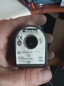 PARKER 16FS5C2364ACF4C05 120/60 100/50 11.0 Watts Ser.No2301B - Picture 1 of 9