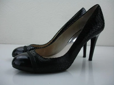 Sapatos femininos salto alto tamanho 11 M Michael Kors Keke biqueira preta pele de cobra - Imagem 1 de 4