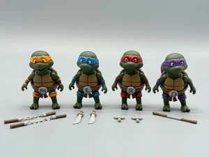 4er Set BABY TURTLES NECA TMNT Cartoon 2,5" Ninja Zielscheibe aus Zubehörset - Bild 1 von 21