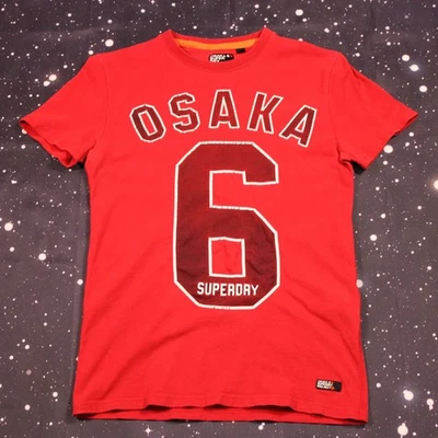 Superdry Osaka 6 Project Red 6 Camiseta Gráfica - Pequeña Foto 1 de 4