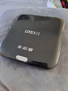 LITEON eTAU108-02 1 USB Alimentato DVD ReWriter 8x PC CD/CD-R/DVD/RW - Foto 1 di 2