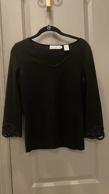 Blusa Dana Buchman extra fina lã merino gola V com detalhes de manga frisada, P - Imagem 1 de 4