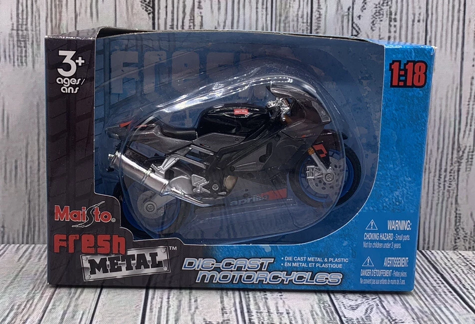 Maisto Fresh Metal Aprilia RSV Diecast Motorcycle Blue Rims 1/18 New 2007 - Image 1 of 4