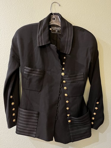 CHANEL RUNWAY 22 CC BOTTONE ORO FODERATO SETA SPLENDIDA GIACCA CLASSICA LAVORO PARTY 36
