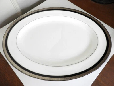 Prato de servir Waterford Bone China COLLEEN grande oval 15 1/4" - NOVO! - Imagem 1 de 2