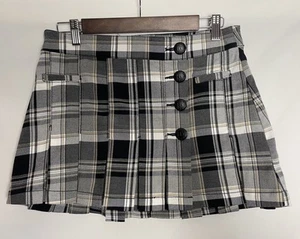 Vtg Guess Mini Black & White Plaid Pleated Skirt Low Rise Y2K Sz 27 Punk Preppy - Picture 1 of 7