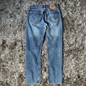 Vintage 00’s Levi’s 501 Light Wash Jeans Mens 32 Distressed Casual Made In Spain - Picture 1 of 18