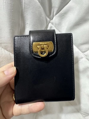 Auténtica Cartera Ferragamo Hombre Cuero Negro EXCELENTE Estado Foto 1 de 4