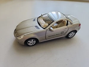 Kinsmart Mercedes-Benz SLK-Class 1/32 Scale Pull-Back & Go Diecast Car- Silver - Picture 1 of 6