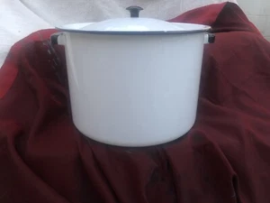 Large 2 Gallon/8 Qt Granite/ Enamelware White/Black Trim Stock Soup Pot With Lid - Picture 1 of 12
