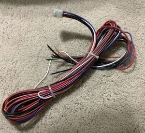 CABLES MULTICOLOR CON CONECTOR AMPLIFICADOR DE 11 PINES - Imagen 1 de 4