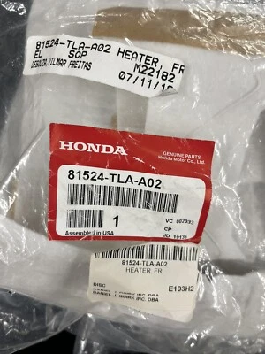 Genuine Honda 2017-2020 CR-V Front Driver Seat-Back Heater 81524-TLA-A02 - Image 1 of 3