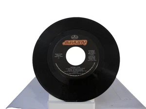 45 RECORD - KOOL AND THE GANG - STONE LOVE - Picture 1 of 1