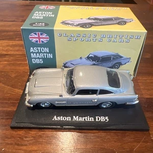 ASTON MARTIN DB5 ATLAS EDITIONS Classic British Sports Car 1:43 - Picture 1 of 4