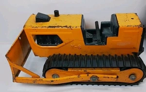 Vintage Tonka T-6 Bulldozer Pressed Steel Yellow Crawler Tractor Toy - Picture 1 of 6