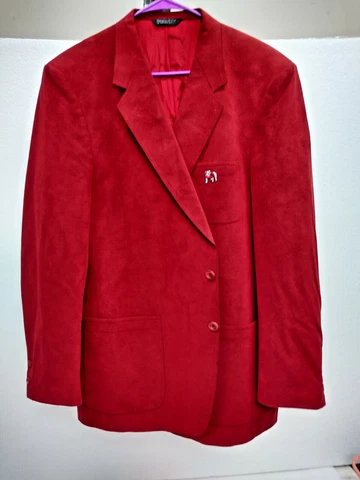 KINGSRIDGE Custom Fabric, UGA Red w/embroidered Bull Dog SUIT JACKET Cover