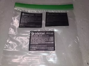 Nintendo GameCube^DOL-101^ (USA) (3) - unten LOGO Etikett - sauber ziehen - einige Stick links - Bild 1 von 5