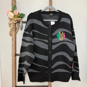 Wicked Paul Tazewell Collection schwarze Strickjacke mit Knöpfen neu mit Etikett Größe X Large - Bild 1 von 8