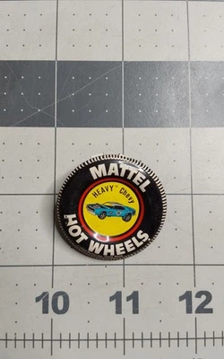 Chevy pesado Hot Wheels Redlines botão de lata - Imagem 1 de 2