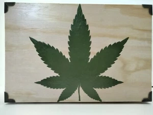 Wooden Marijuana Leaf Box - Picture 1 of 3