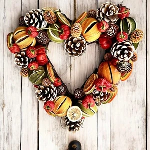 Heart Shaped Orange & Pine Cone Wreath App. 30cms x 30cms - Deliciously scented! - Picture 1 of 6