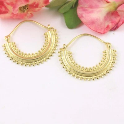 Pendientes de diseño de aro en espiral de latón Pendientes de latón; Boho, bohemio, fiesta Foto 1 de 4