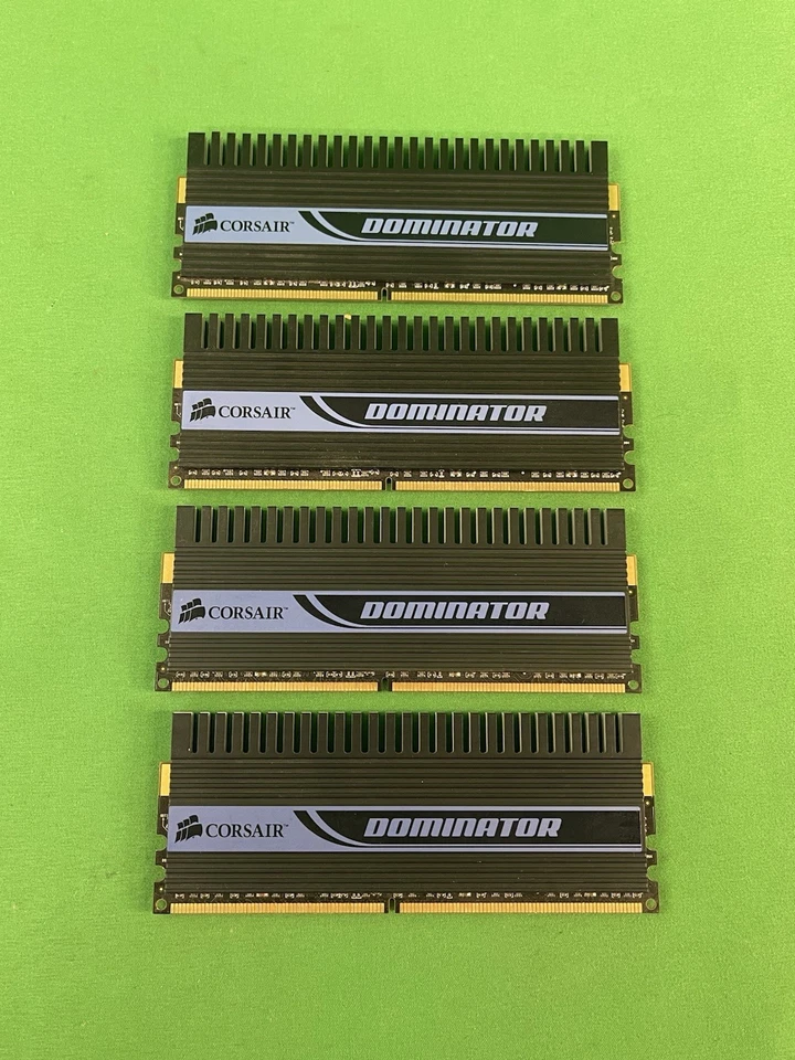 4GB (1GBx4) Corsair Dominator PC2-8500 1066 Non-ECC DDR2 Ram CM2X1024-8500C5D - Image 1 of 4