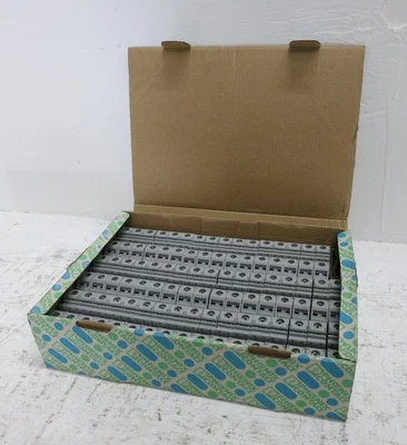 NEW Phoenix Contact RT5 Bolt Connection Terminal Block 3049026 RT 5 (BOX OF 50) - Image 1 of 4