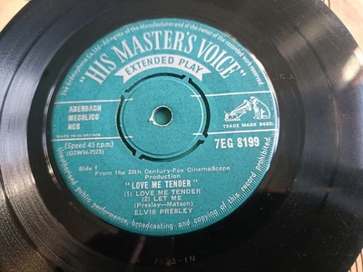 Elvis Presley: Love Me Tender 1957 1st UK Press 7" Vinyl EP HMV 7EG 8199 - Image 1 of 3