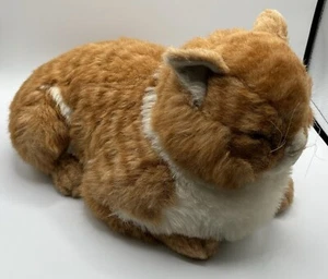 Avarti Applause Realistic Cat Polyester Fibers Product of Korea - Picture 1 of 15