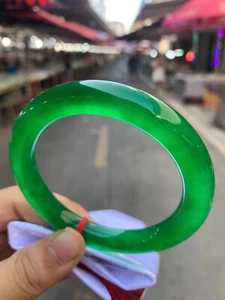 Real Jade Bangle Bracelet aaaaa - Picture 1 of 4