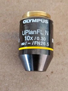 Olympus UPlanFL N 10x / 0,30 Objektiv – ∞ / – / FN26,5 – UIS2 - Bild 1 von 4