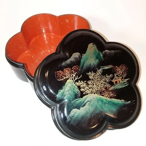 Trinket Box Lacquer Painted Black Lid Red Inside Gold Flecks - Picture 1 of 7