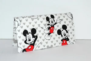 Scheckbuchhülle Halter mit Schutz Durchschreibeplatte/Gutscheinhalter Mickey Mouse - Bild 1 von 3