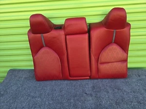 TOYOTA CAMRY SE 18-24 ASIENTO TRASERO SUPERIOR ROJO CUERO SEGUNDA FILA MONTAJE - Imagen 1 de 11