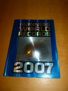 Collectable Hardback Book: Guinness World Records 2007 Around The World - Imagen 1 de 5
