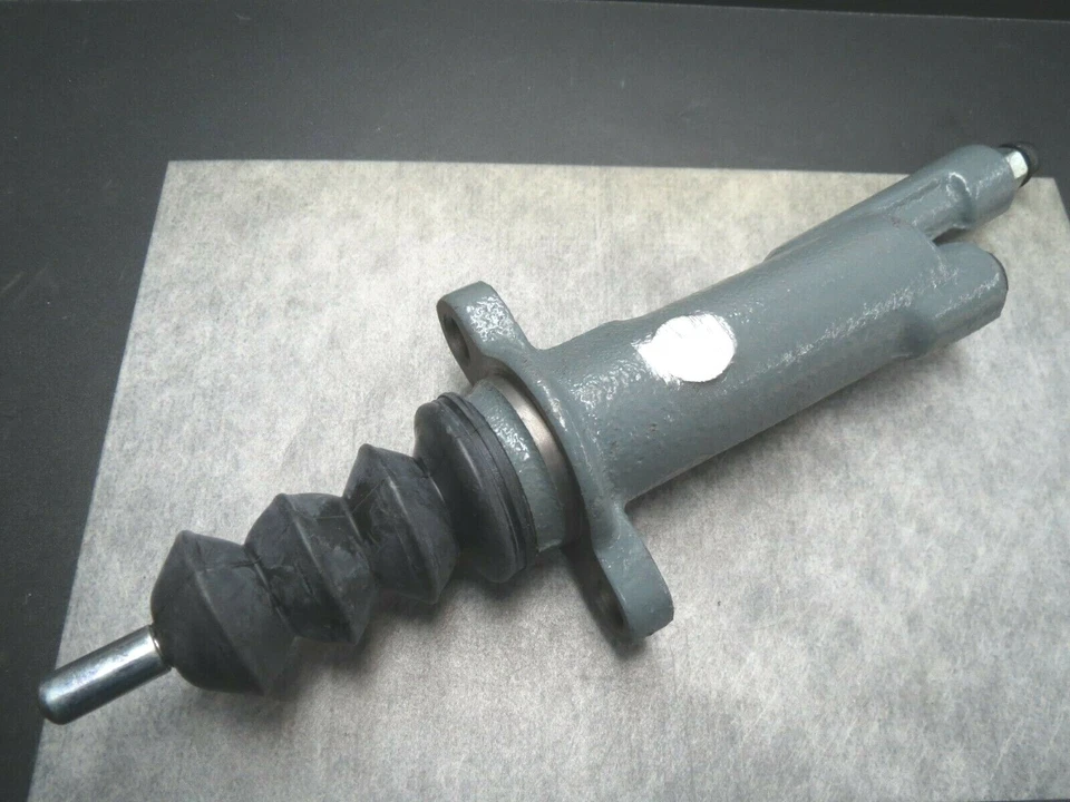 Clutch Slave Cylinder for 1987-1992 Toyota Supra - Made in Japan - Ships Fast - Imagem 1 de 4