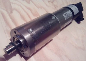 * NEW * DUNKERMOTOREN motore 24V 3100rpm 1.22A 88851-0167 GEARBOX PLG52 225:1 - Foto 1 di 6