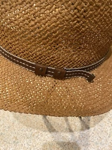 Unisex Summer Straw Hat Trilby Style Faux Leather Strip One Size - Picture 1 of 4